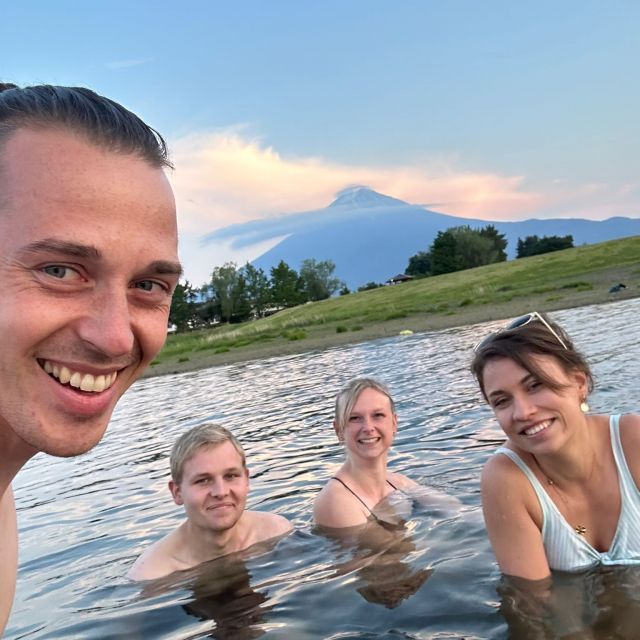Badespaß am Fuße des Mount Fuji