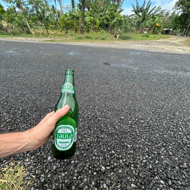 Stadionbier auf der Straße